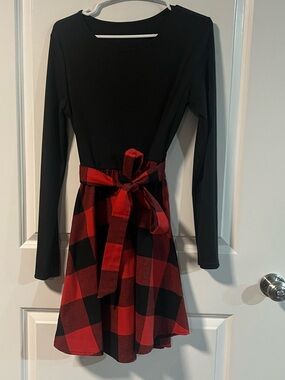 Amazon Essentials Black Long-Sleeve Dress with Red Plaid Skirt and Waist Tie